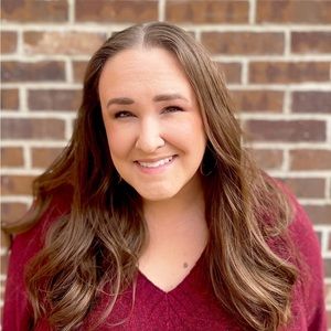 Meet your Posher, Carrie